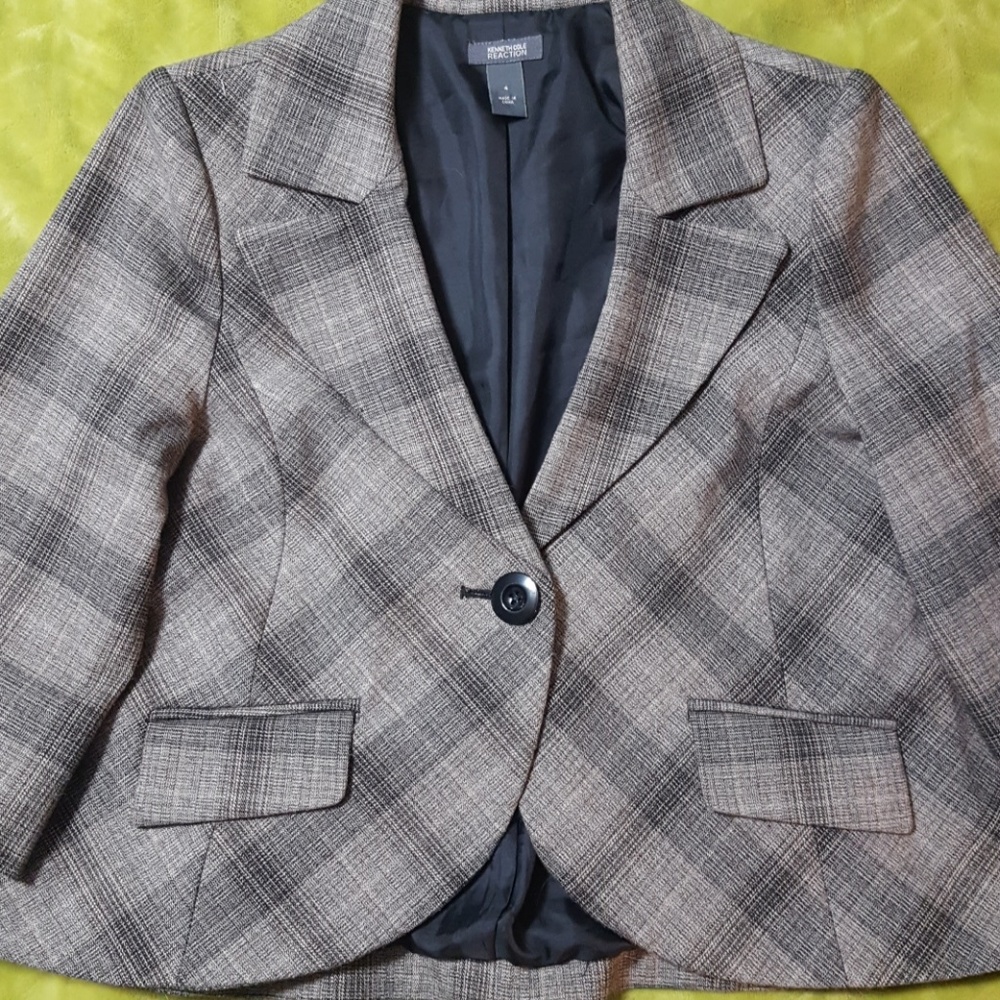 5/$25! Kenneth Cole Plaid flared Jacket